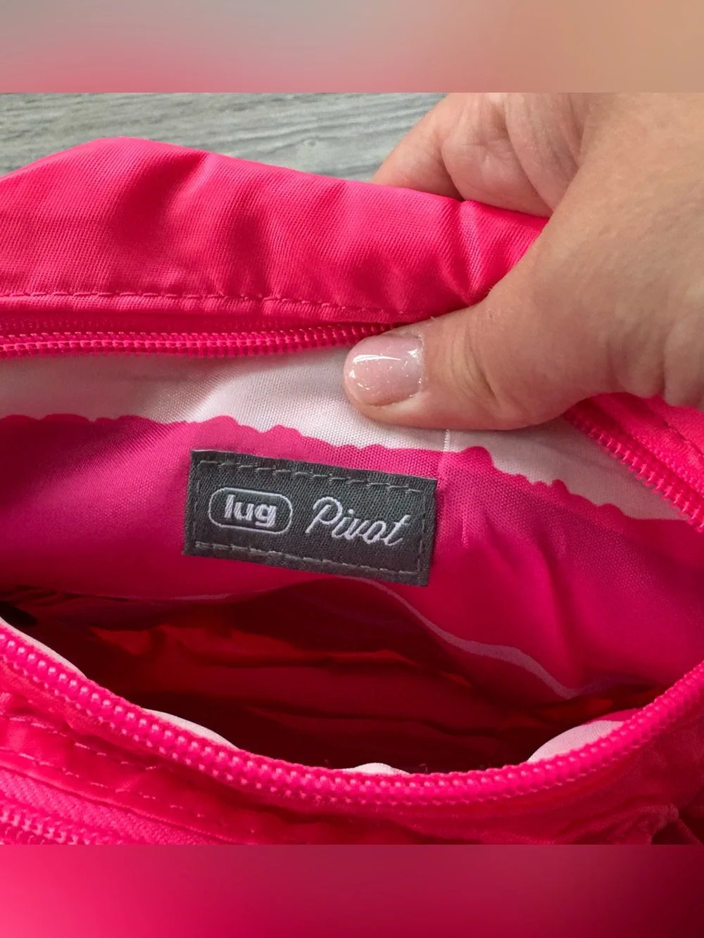 Lug Pivot Crossbody Shoulder Bag Hot Pink Neon Magentaorganizer Travel - Picture 8 of 8